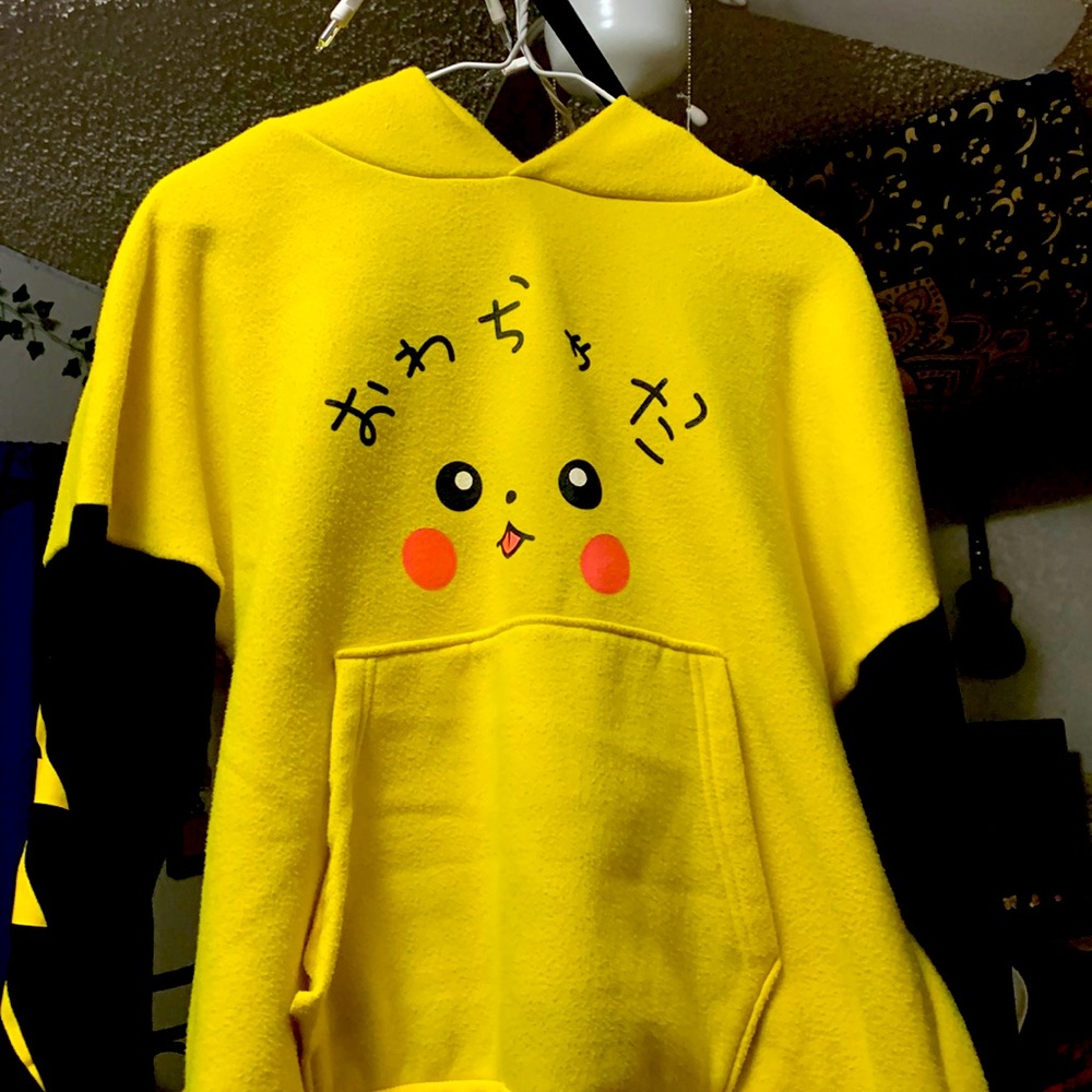 Trendy hoodie Pikachu Pokémon Kawaii aesthetic🖤✨